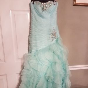 Prom dress
